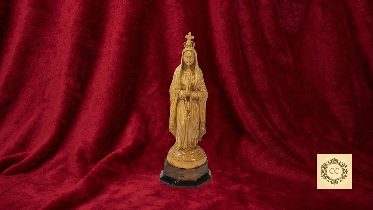 Mother Mary Hand Carved Wooden Statue/Sculpture